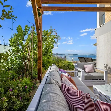 Villa Plava Voda Luxury B