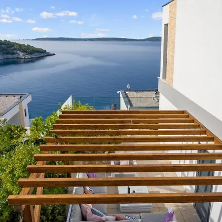 Plava Voda Luxury B Villa Vinisce